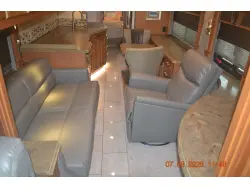 2017 Tiffin Motorhomes Phaeton 40 QBH