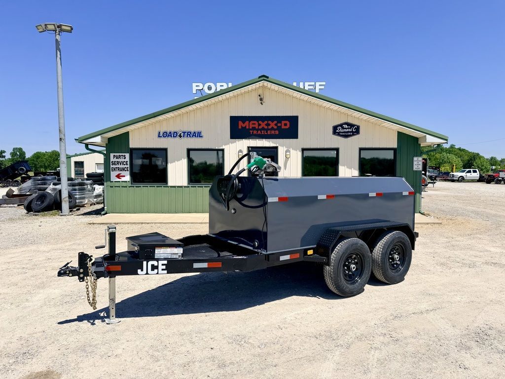 2027 JCE Trailers 990 Gallon Fuel Tank Trailer With Pump 14k GVWR *FARM/A in Poplar Bluff, MO