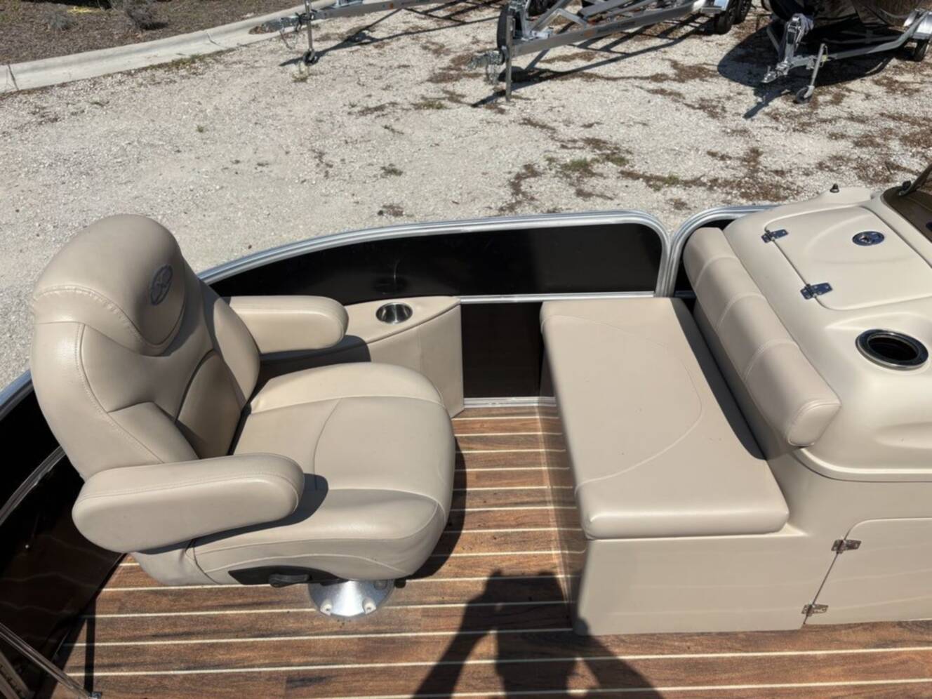 A photo of this 2016 Xcursion Pontoons 19FC
