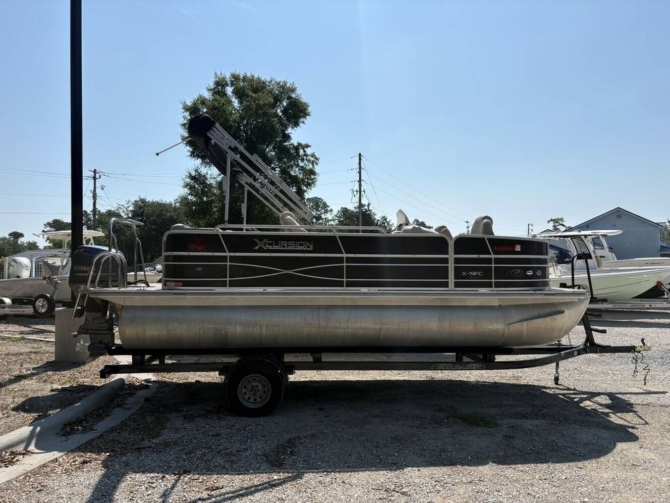 A photo of this 2016 Xcursion Pontoons 19FC