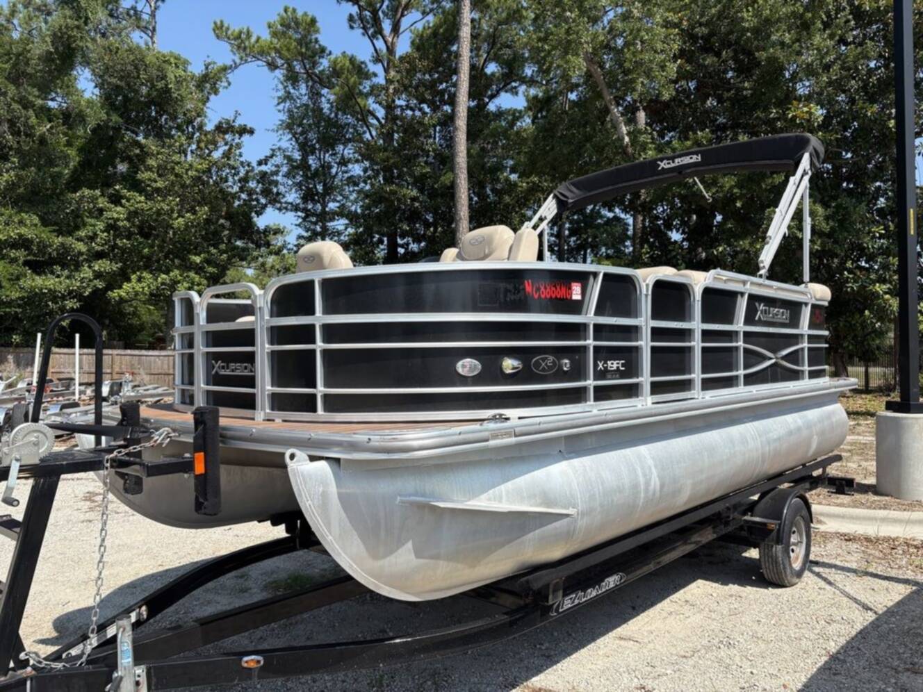 A photo of this 2016 Xcursion Pontoons 19FC