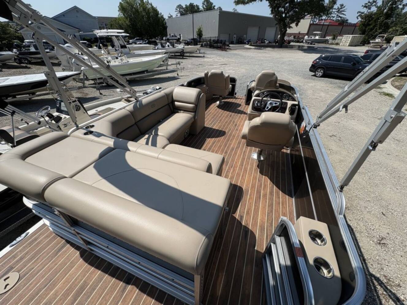 A photo of this 2016 Xcursion Pontoons 19FC