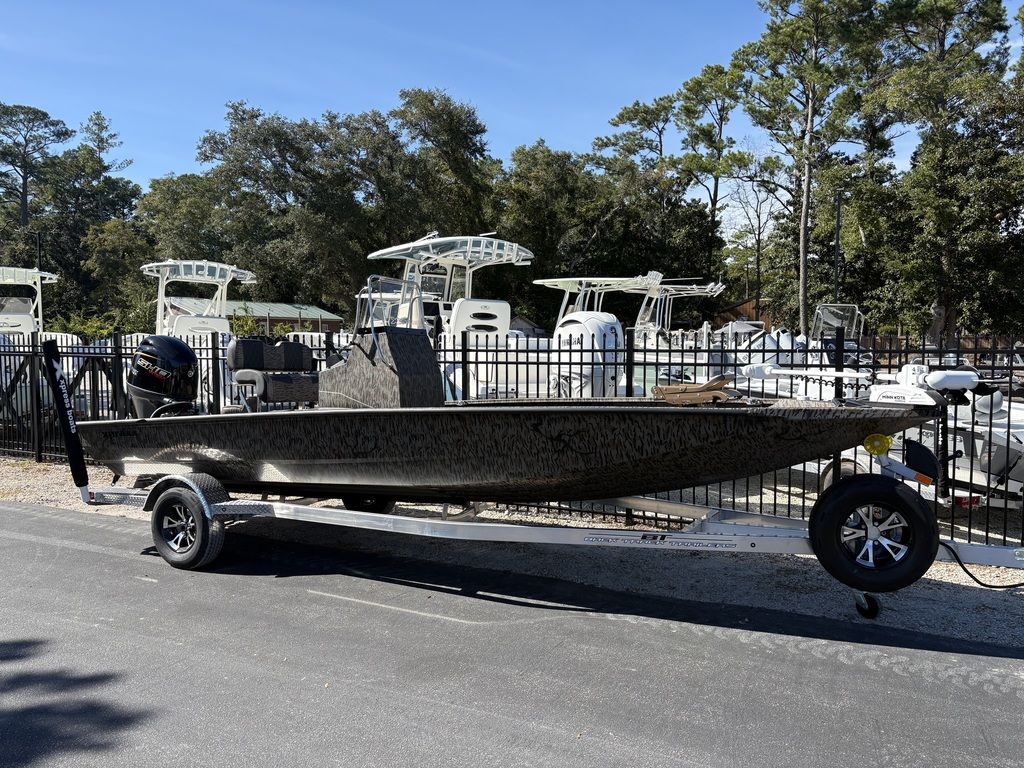 2027 Xpress Boats H210B in wilmington NC