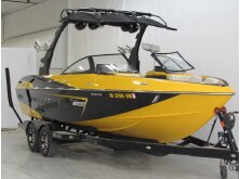 The Coolest Features of Integrated Wakesurf Systems—and Why They Matter image