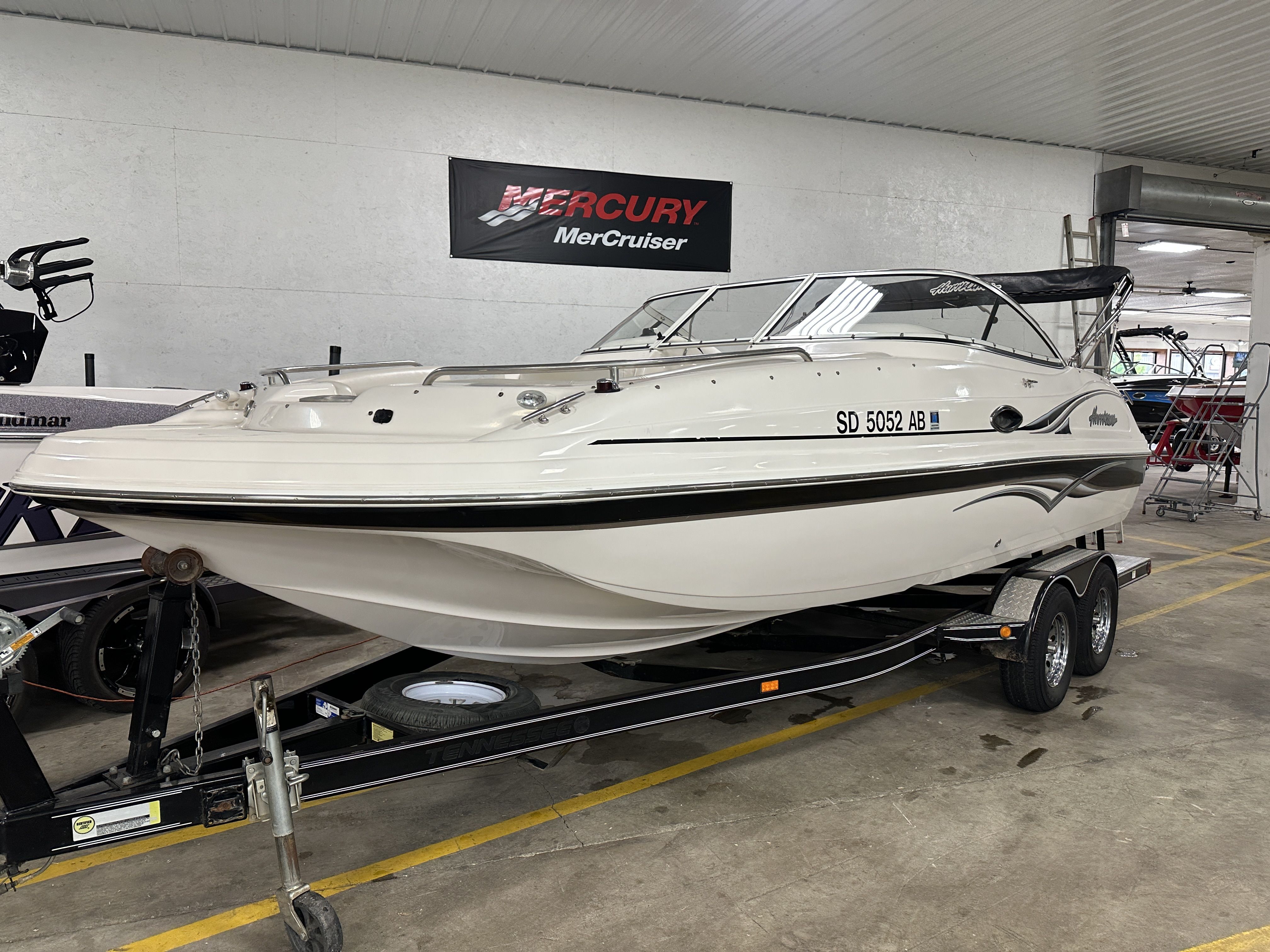 2004 Hurricane SD 217 SD217 OB in okoboji IA