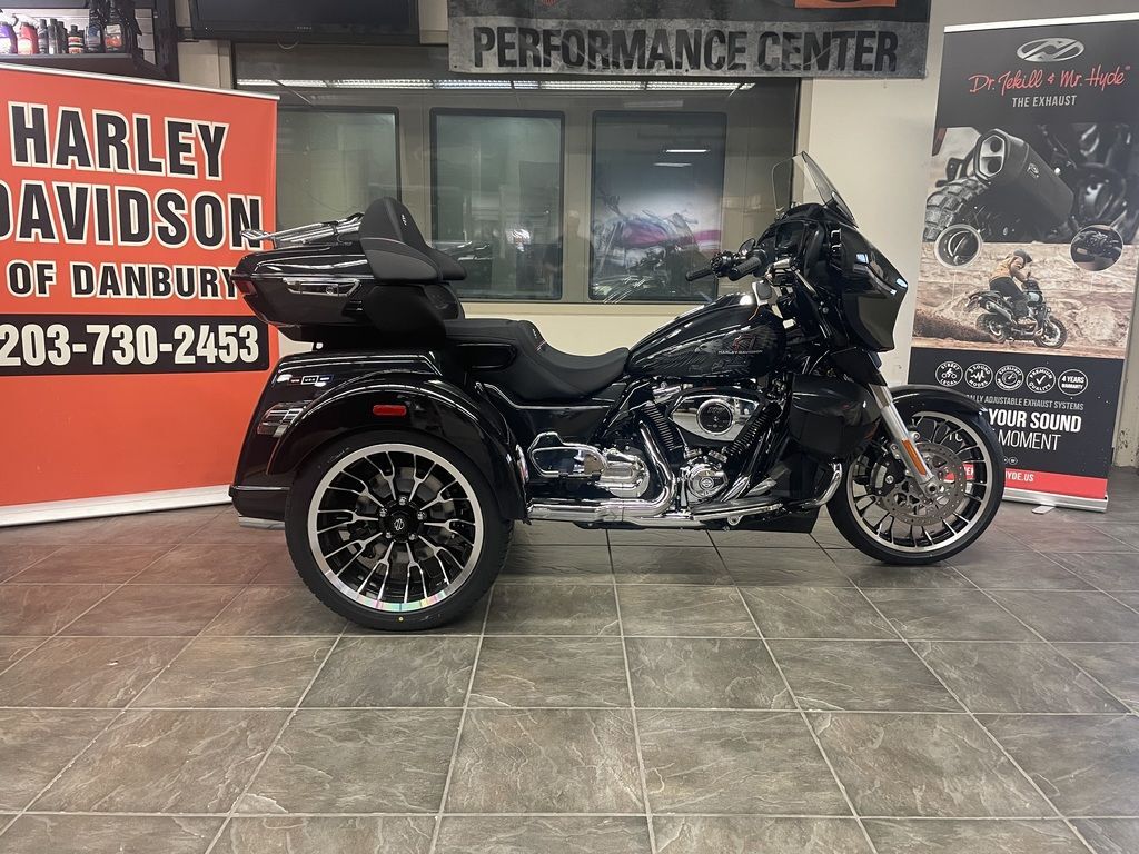 2026 Harley-Davidson® FLHLT - Street Glide® 3 Limited LIMITED in Danbury, CT