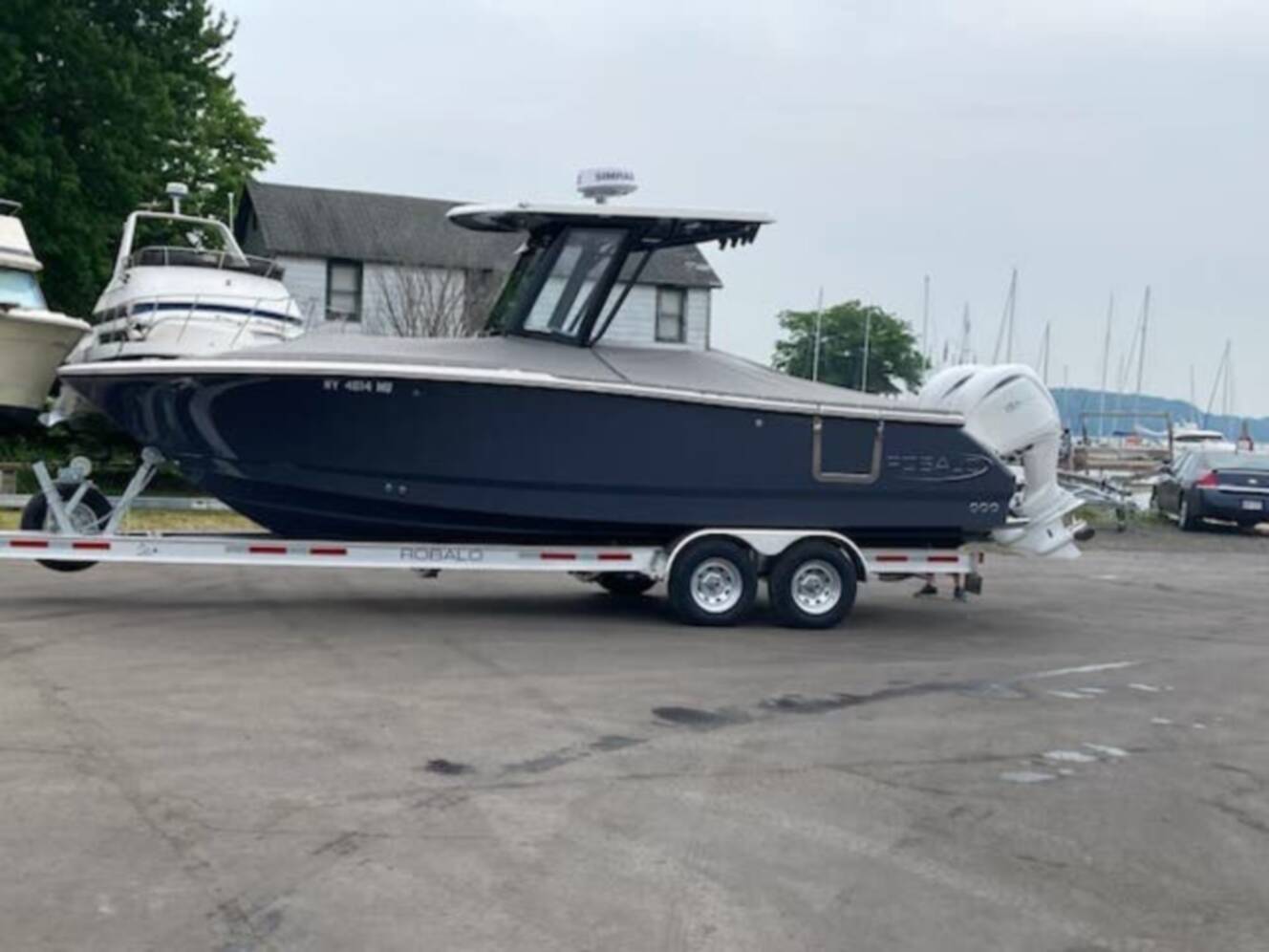 A photo of this 2024 Robalo Center Console R250