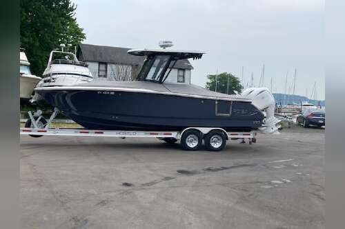 2024 Robalo Center Console R250 NAN in sodus point NY
