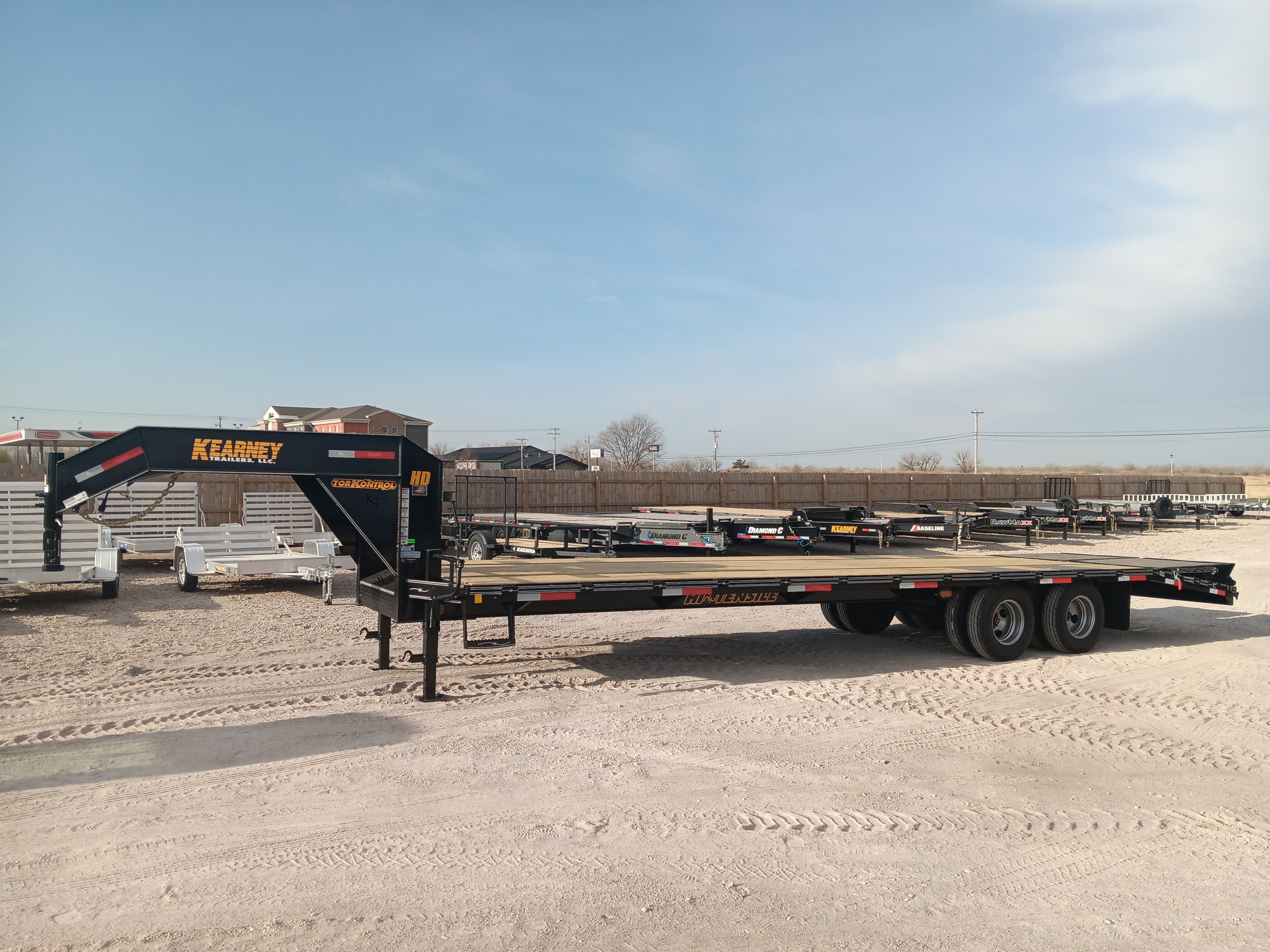 2026 Kearney Trailers Mfg. 30' 23.9K Gooseneck Flatbed Trailer in Kearney, NE