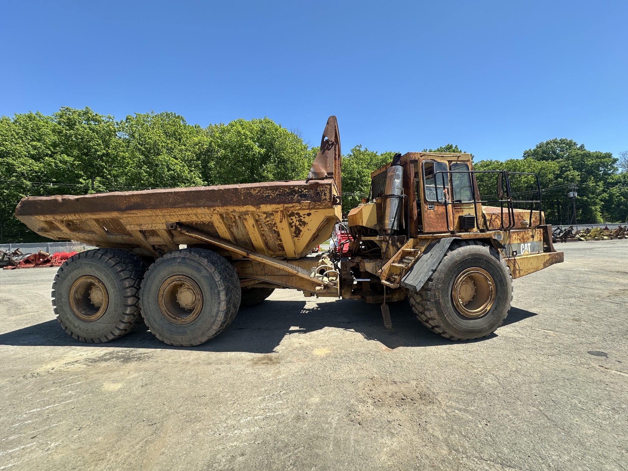 1995 CATERPILLAR D300D