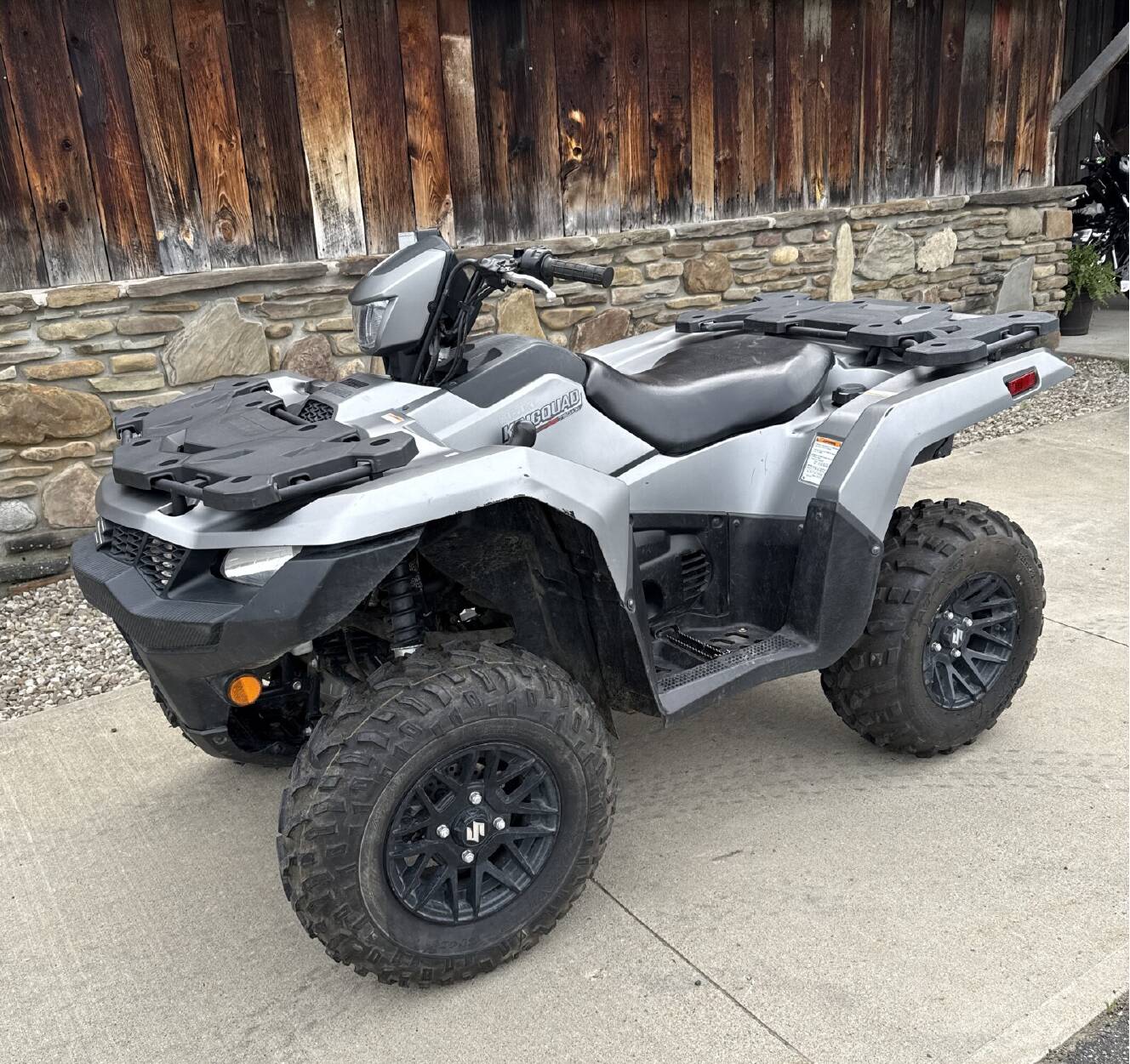 A photo of this 2022 Suzuki KingQuad 750AXi Power Steering SE 