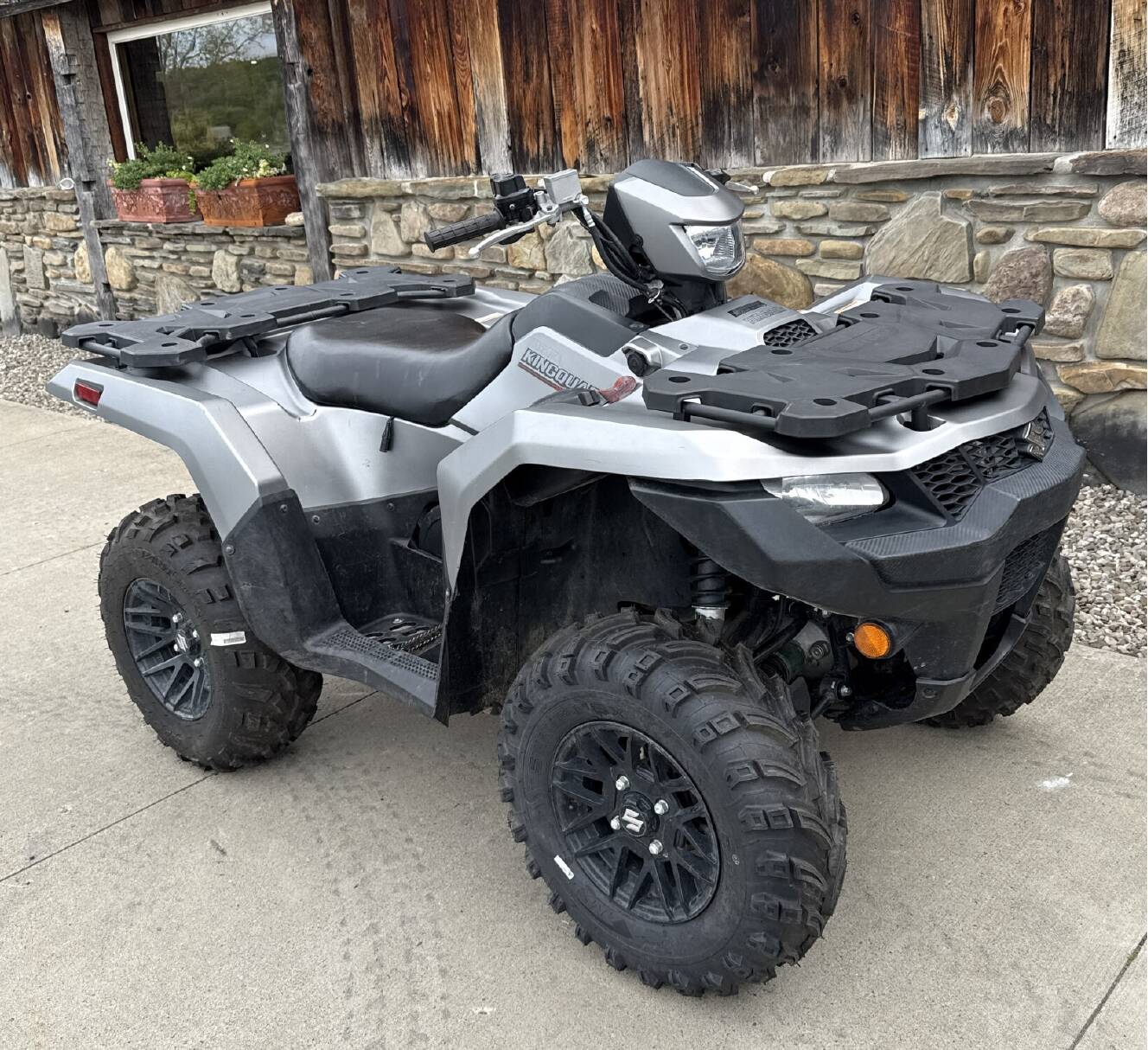 A photo of this 2022 Suzuki KingQuad 750AXi Power Steering SE 
