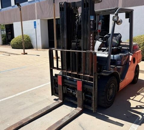 2016 Toyota Industrial Equipment Mfg. 8FDU35 in Bristol, PA