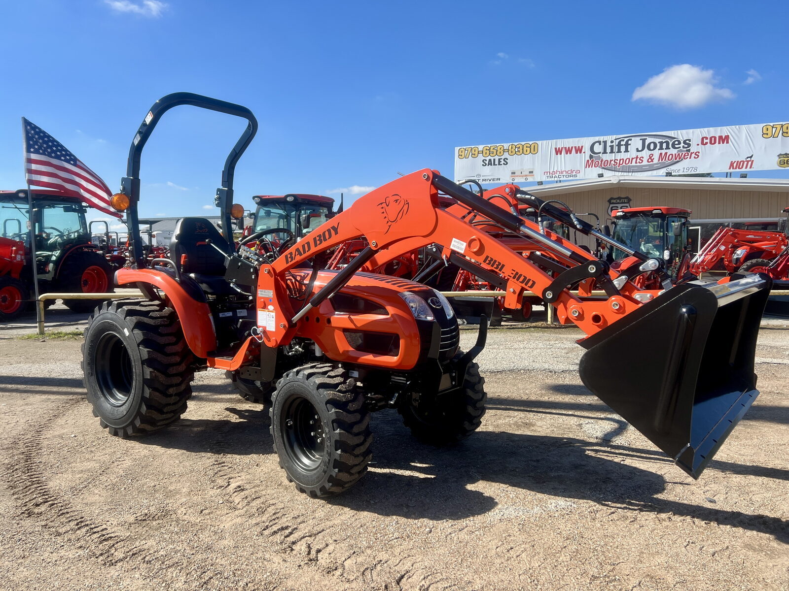 2026 Bad Boy Tractors 3026H HST 4WD in Sealy, TX