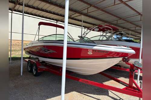 2008 Regal 2200 BOWRIDER 2200 in graford TX