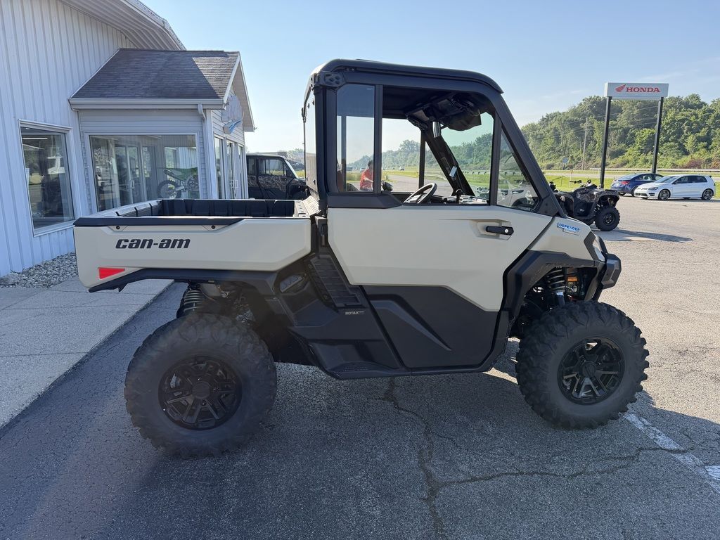 2026 Can-Am Defender Limited HD11 Desert Tan & Carbon Black UTV/Utility ATV