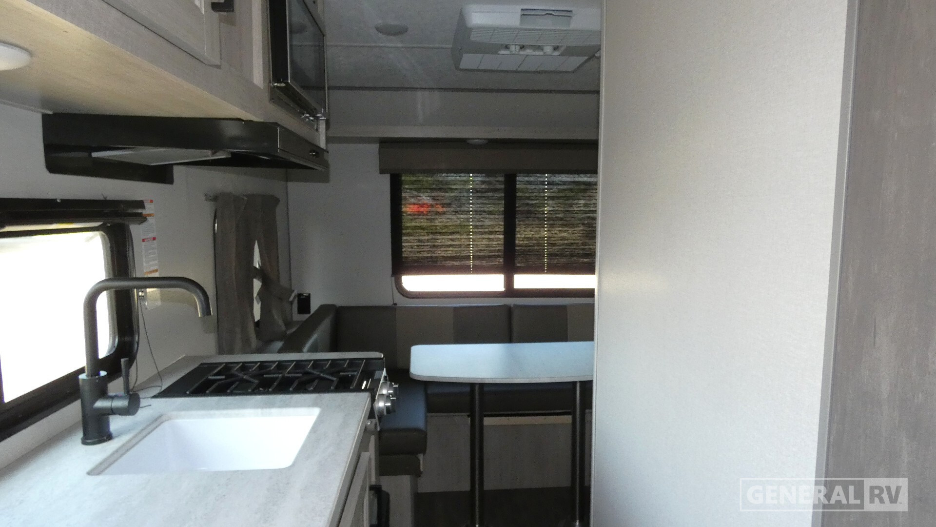 2024 Forest River AURORA 15RDX in mt clemens MI