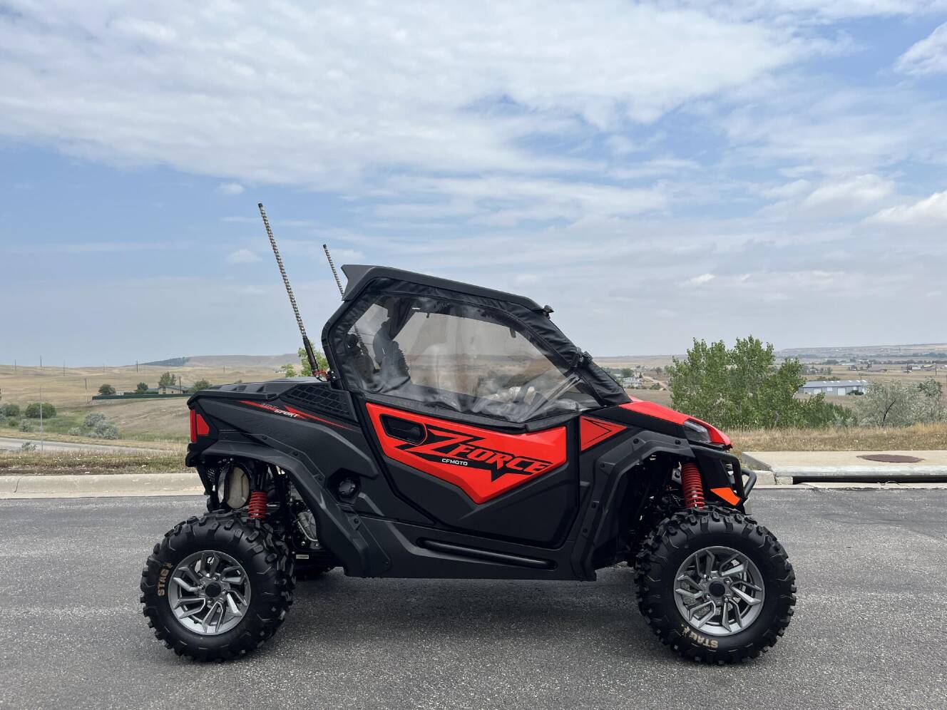 A photo of this 2024 CFMOTO ZFORCE 950 Sport