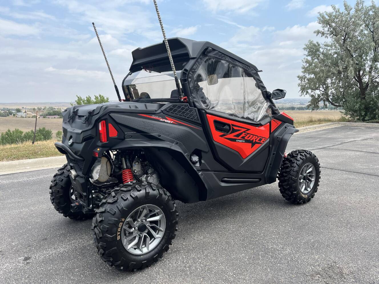 A photo of this 2024 CFMOTO ZFORCE 950 Sport