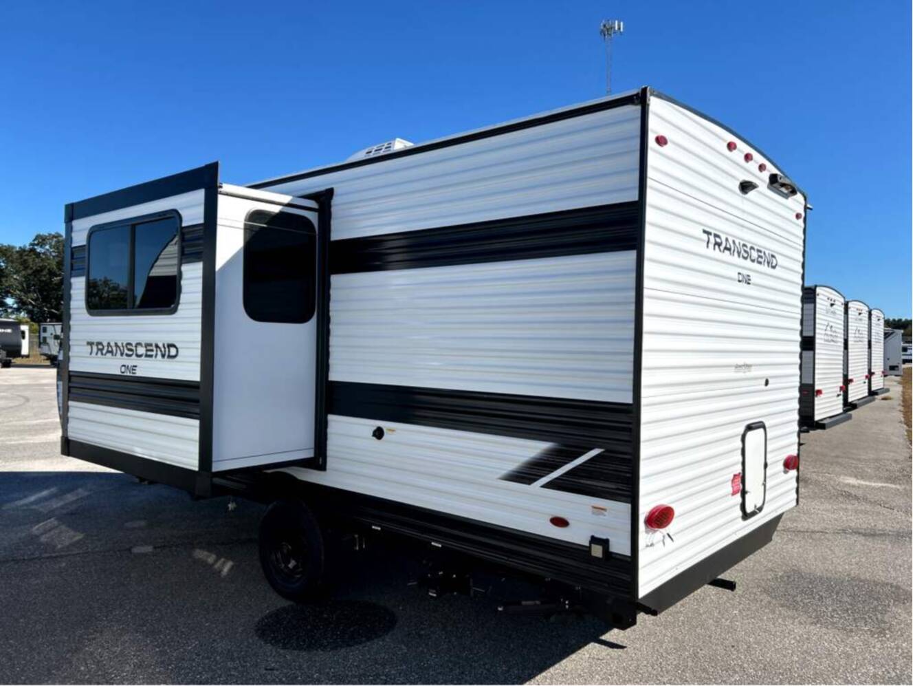 A photo of this 2026 Grand Design Transcend ONE 161BH