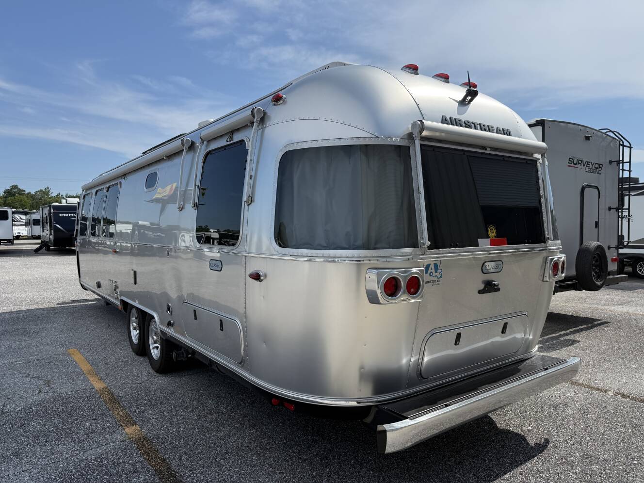 A photo of this 2025 Airstream Classic 30RB
