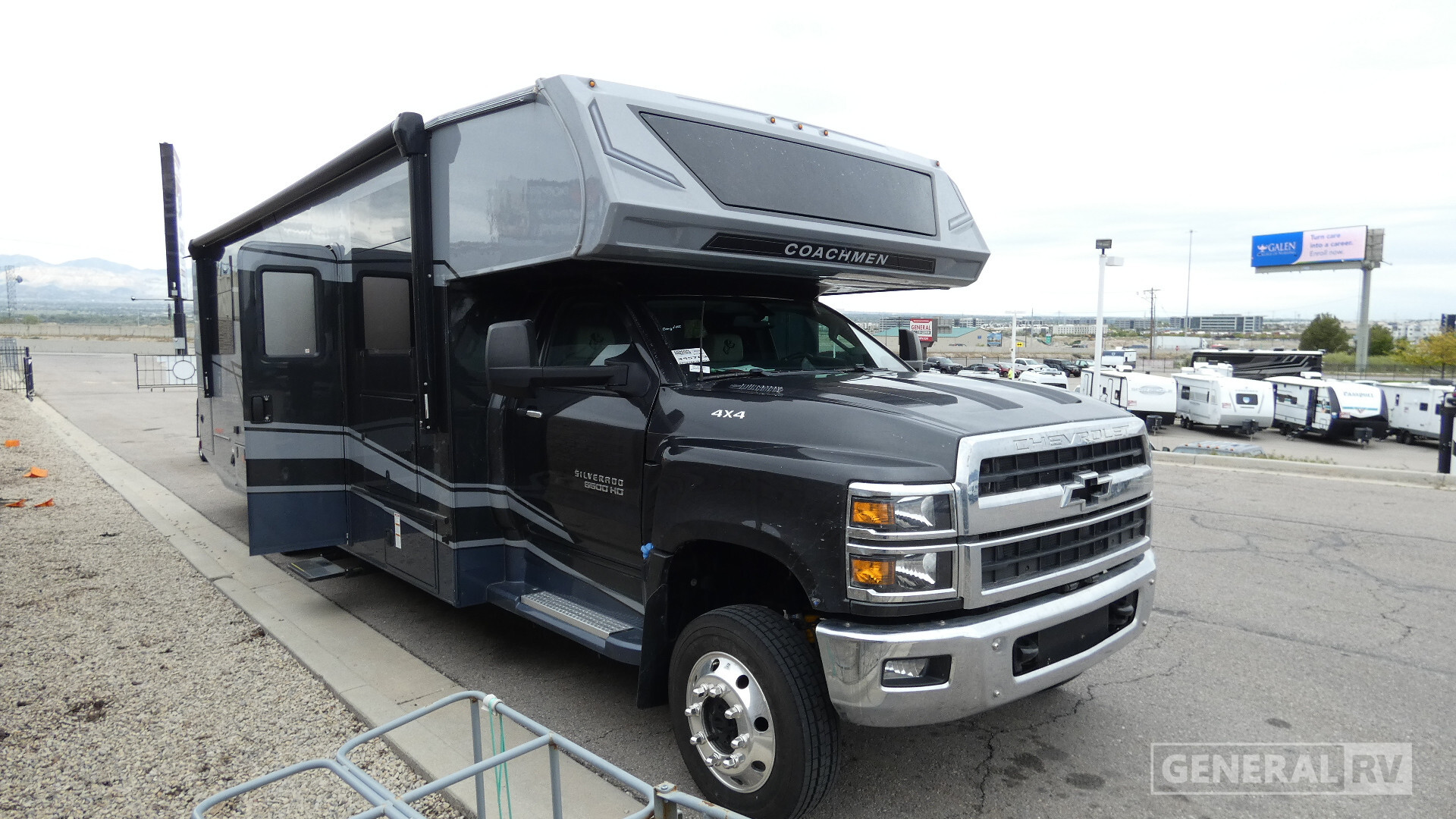 2026 Coachmen ENTOURAGE 320LV Super C RV