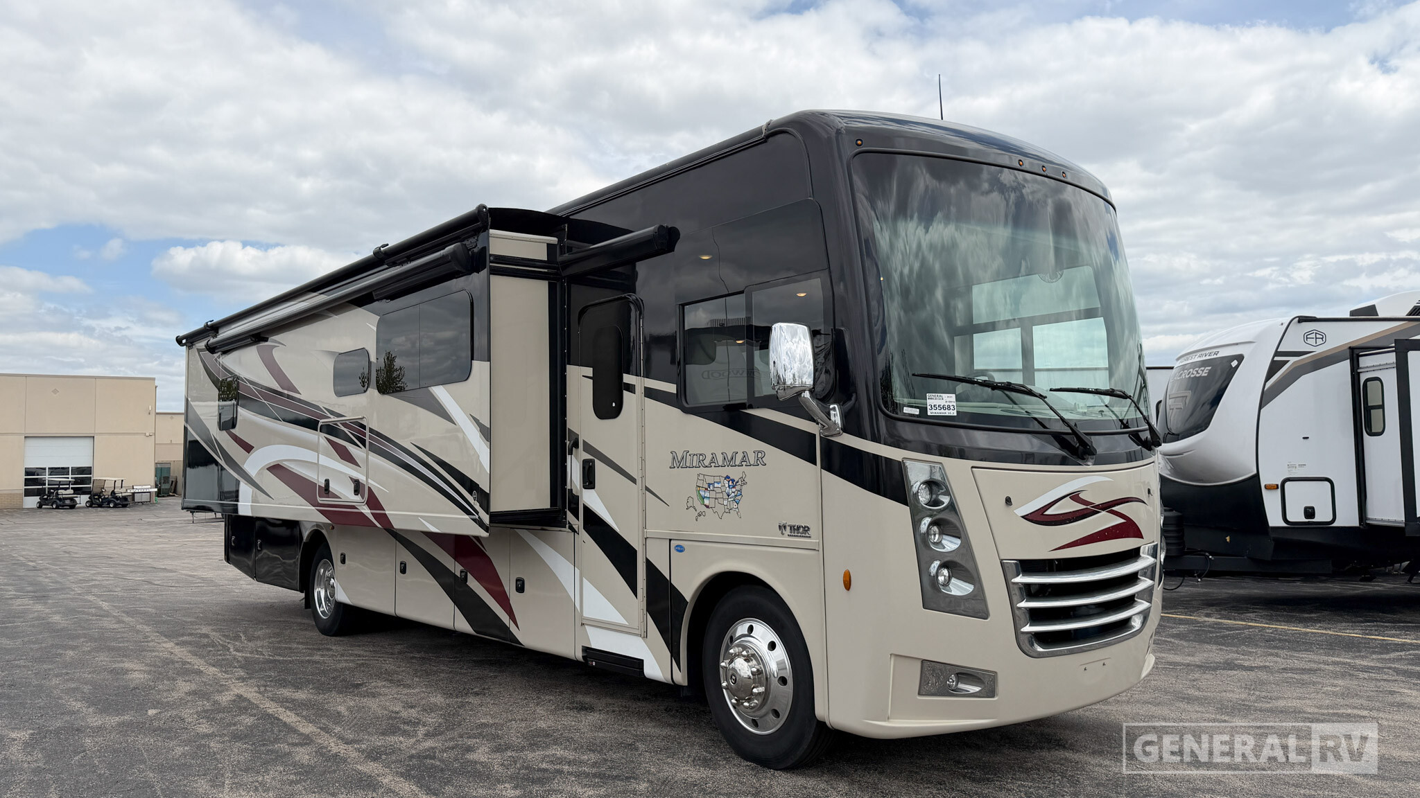 2021 Thor Motor Coach MIRAMAR 35.2 in huntley IL