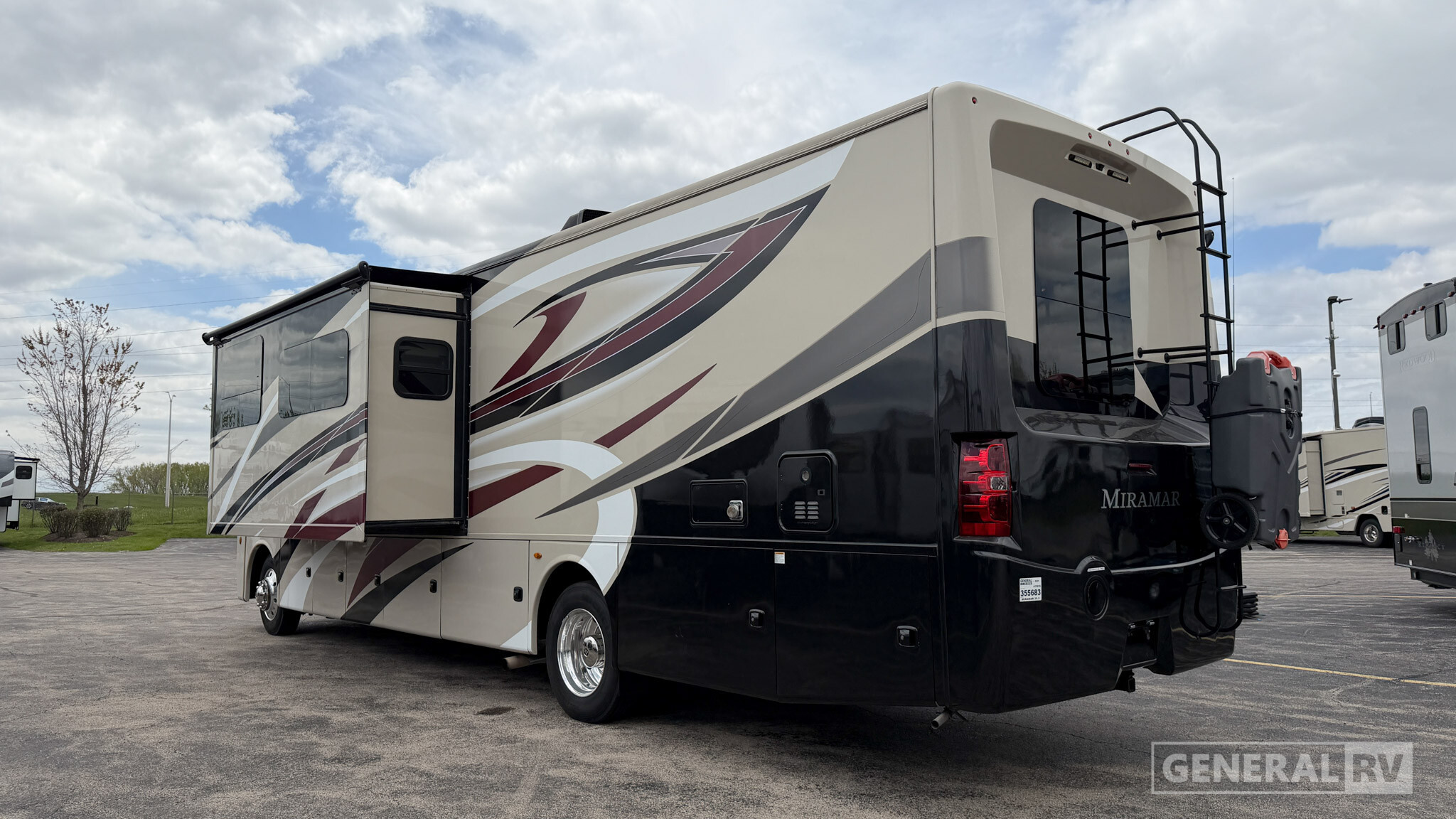 2021 Thor Motor Coach MIRAMAR 35.2 in huntley IL