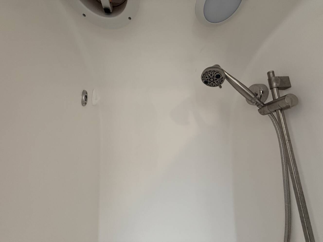 A photo of this 2025 Airstream Classic 30RB