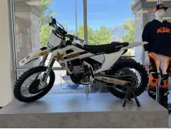 2026 Husqvarna FC 450 FACTORY EDITION
