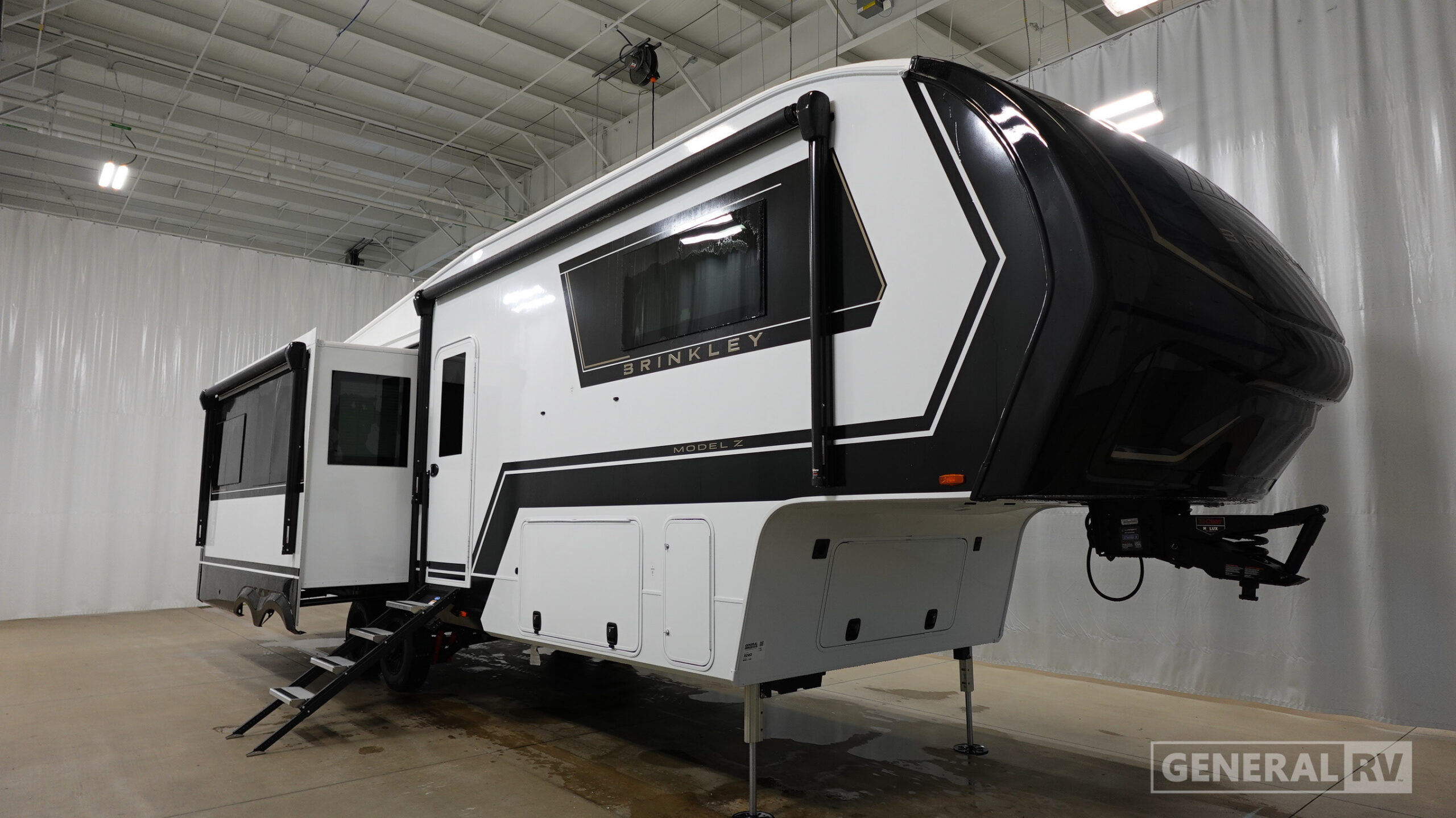 2026 Brinkley MODEL Z 3100 in winter garden FL