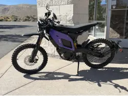 2025 NIU Mobility XQi3
