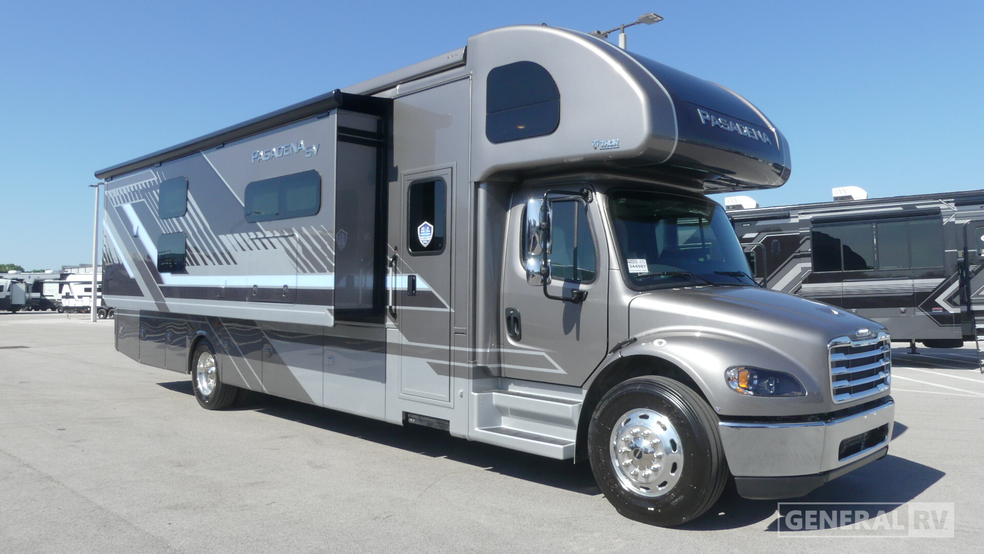 2026 Thor Motor Coach PASADENA SV 38XL in fort pierce FL