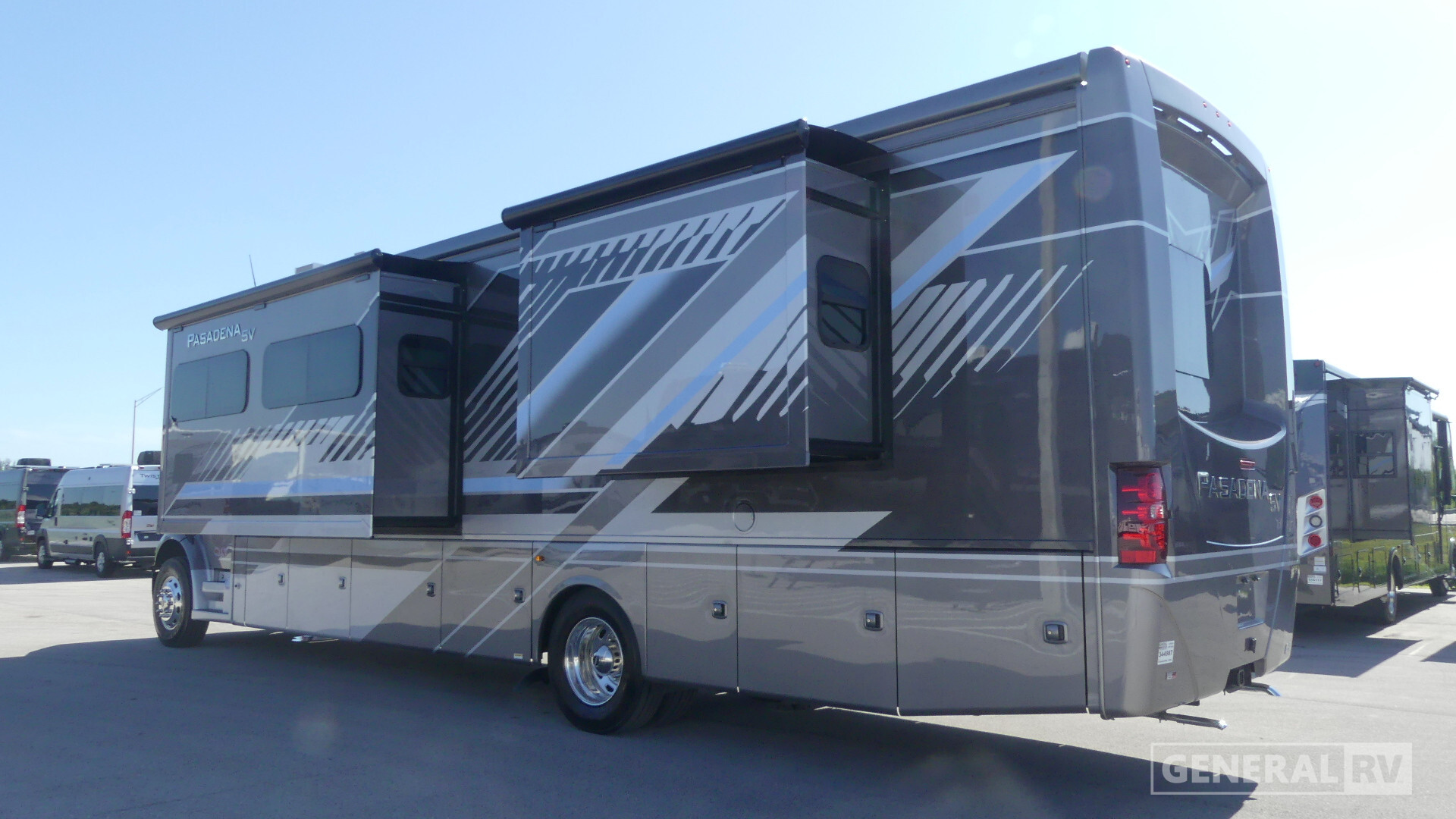 2026 Thor Motor Coach PASADENA SV 38XL in fort pierce FL