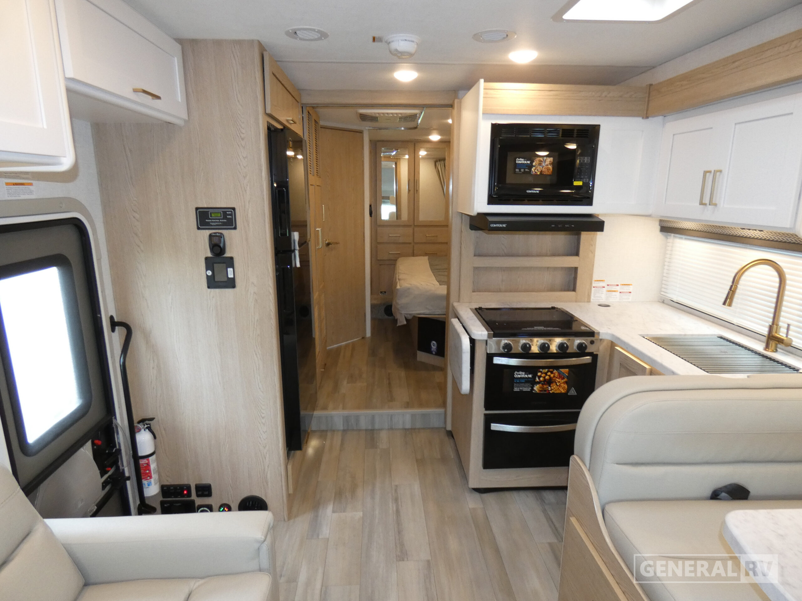 2026 Thor Motor Coach FOUR WINDS 29K in brownstown MI