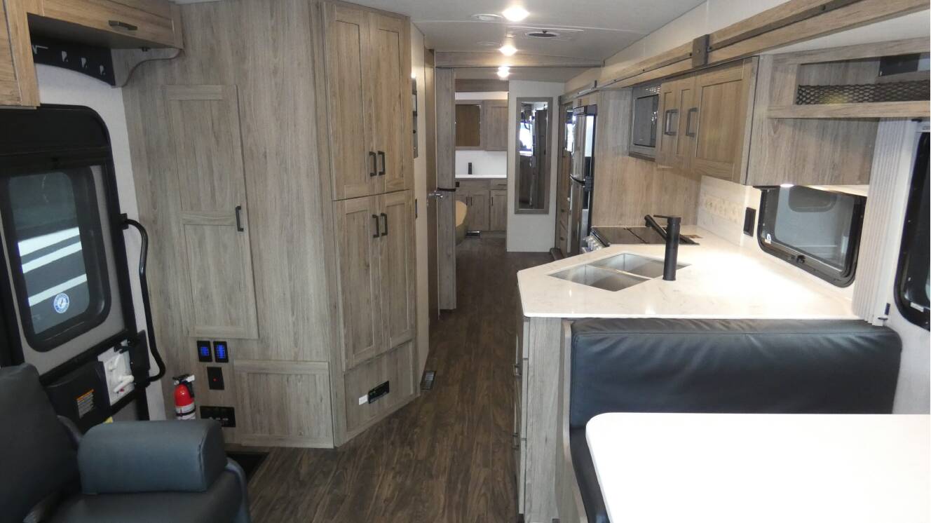 A photo of this 2025 Winnebago SUNSTAR 33K
