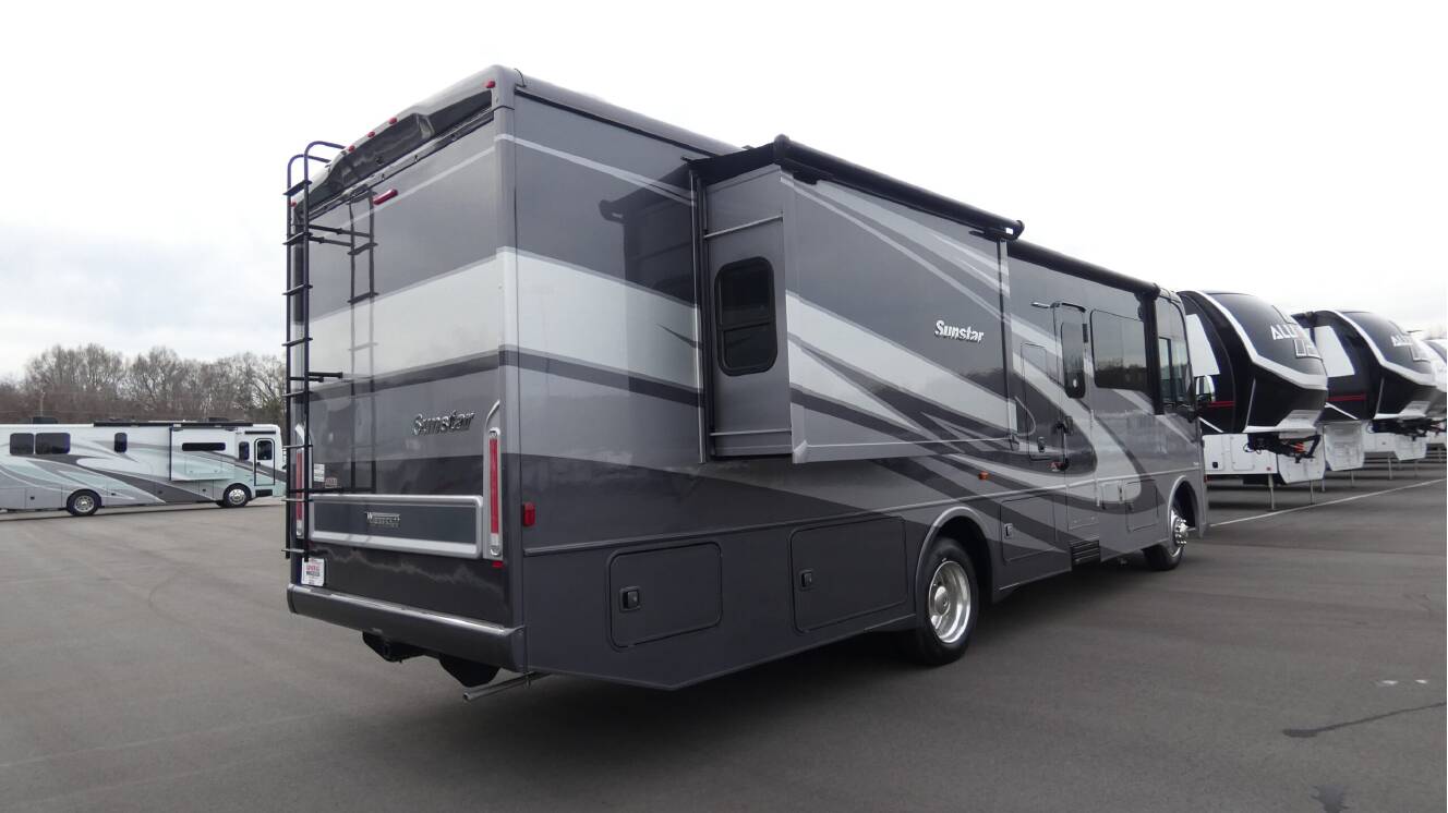 A photo of this 2025 Winnebago SUNSTAR 33K