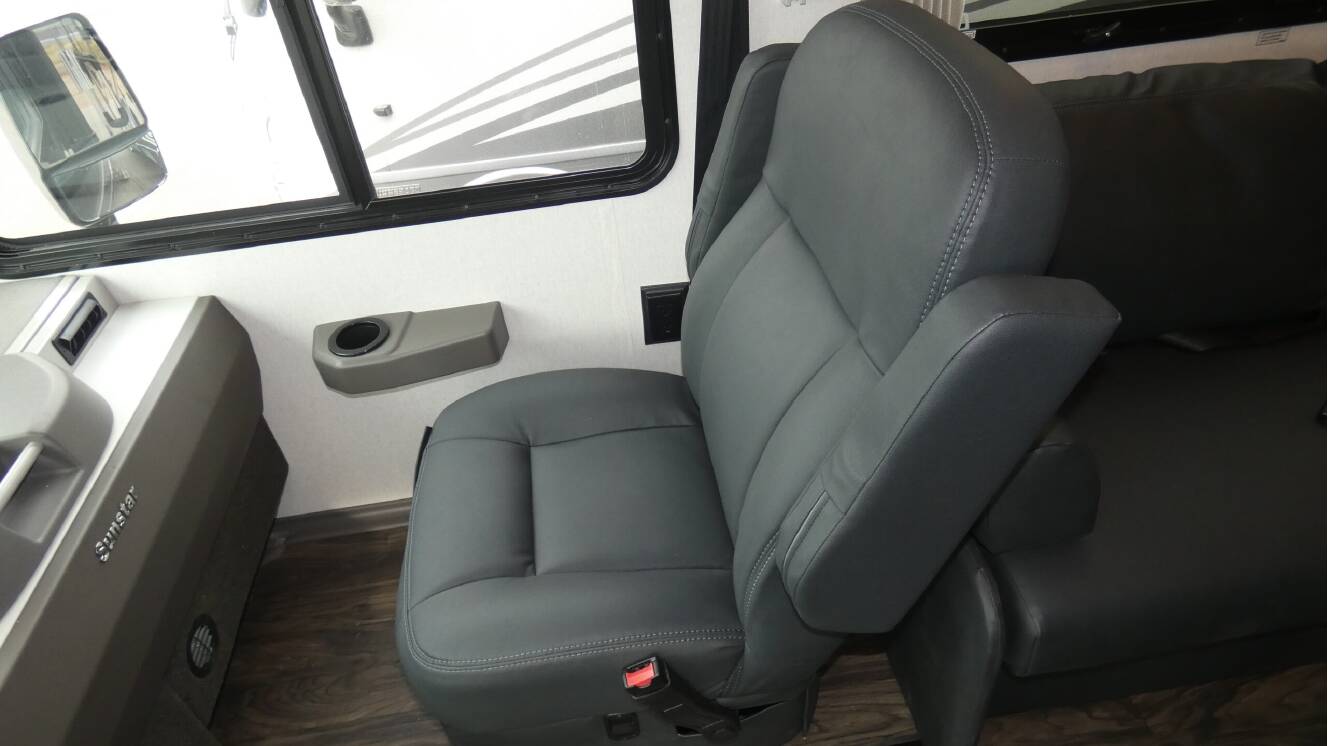 A photo of this 2025 Winnebago SUNSTAR 33K