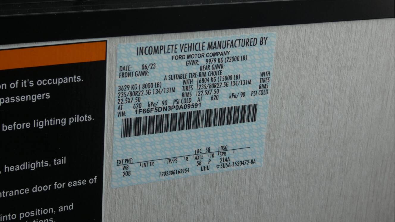 A photo of this 2025 Winnebago SUNSTAR 33K