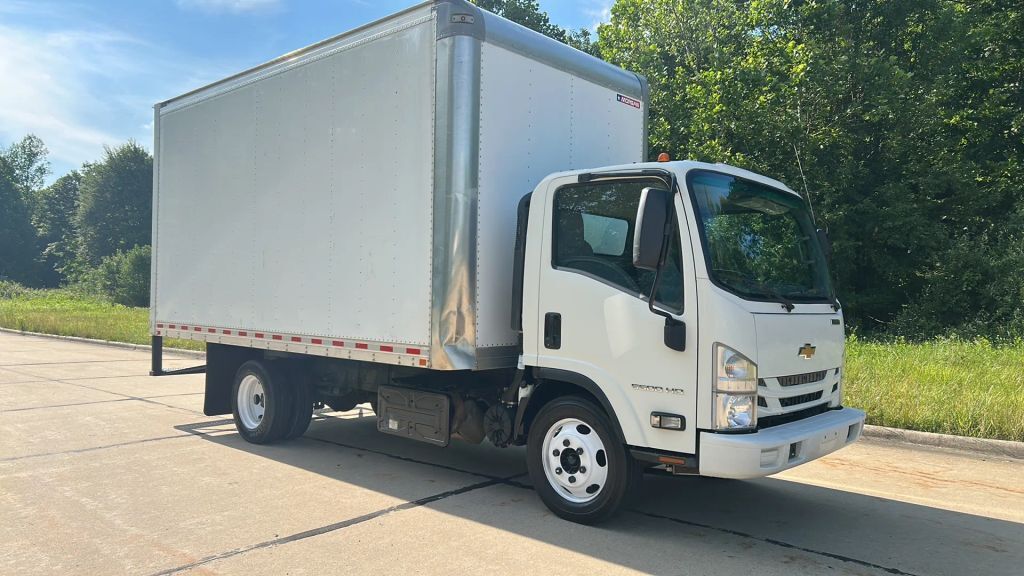 2020 CHEVROLET Low Cab Forward in North Royalton, OH
