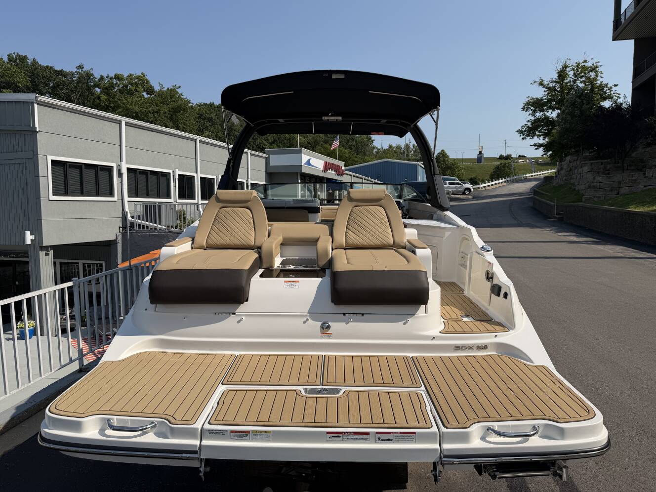 A photo of this 2026 Sea Ray SDX 290