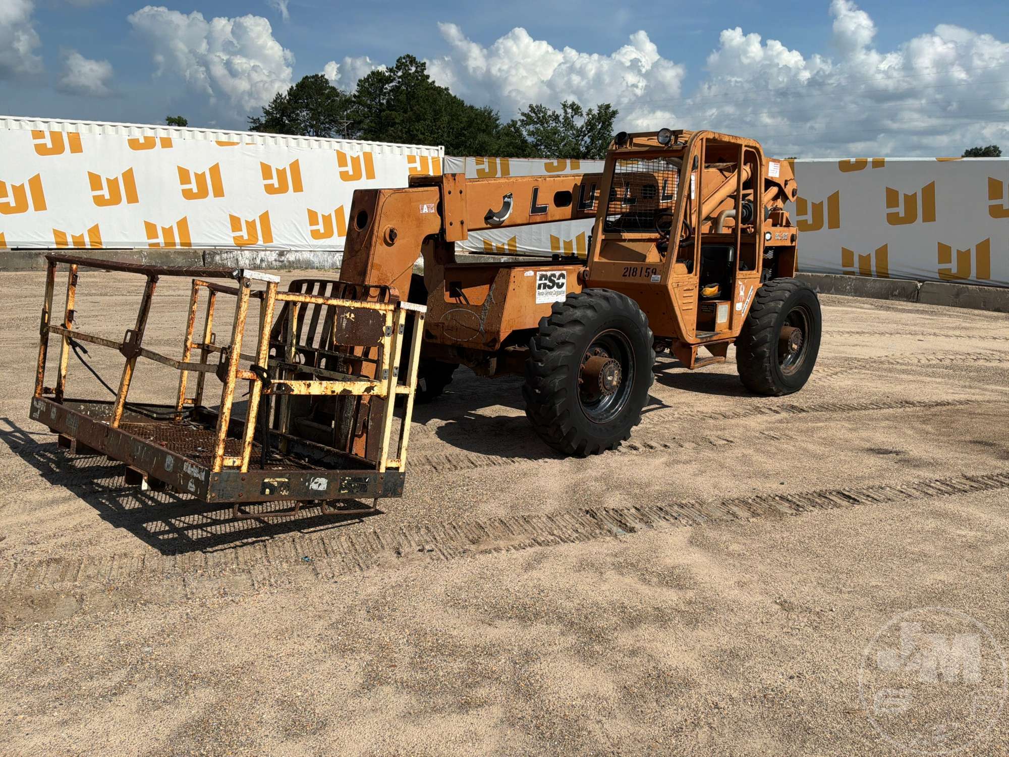 1997 LULL 6K-37 in Brooklyn, MS