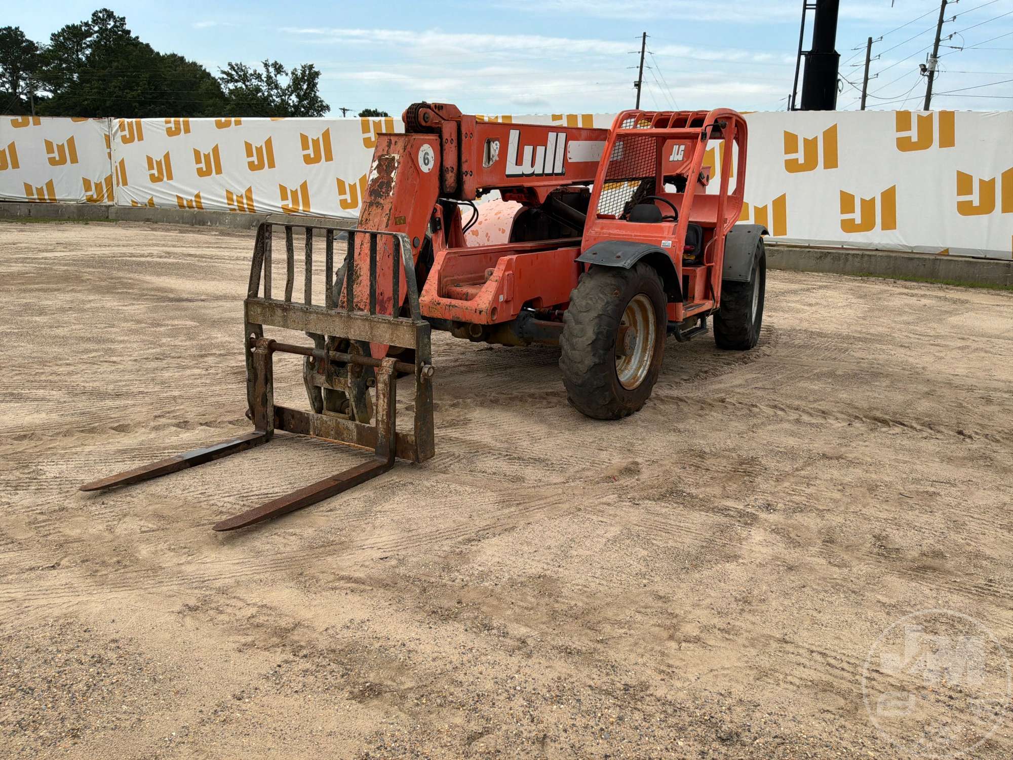 2007 LULL 644E-42 in Brooklyn, MS