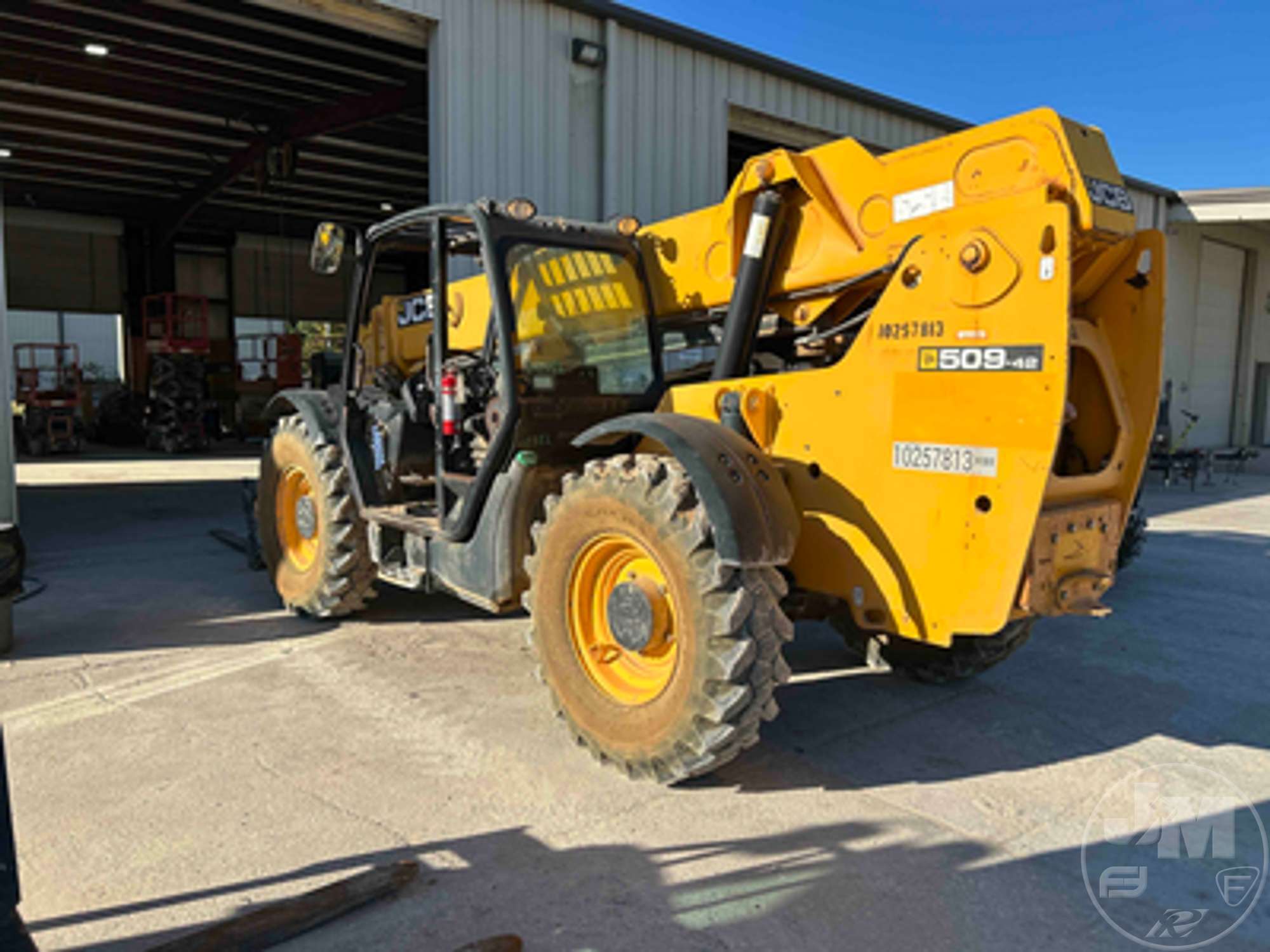 2018 JCB 509-42 in Brooklyn, MS