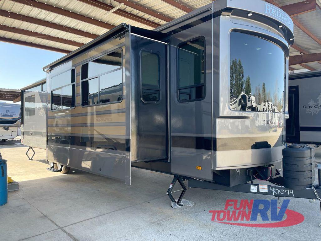 2025 Redwood Rv Regency 3721FDB in corsicana TX