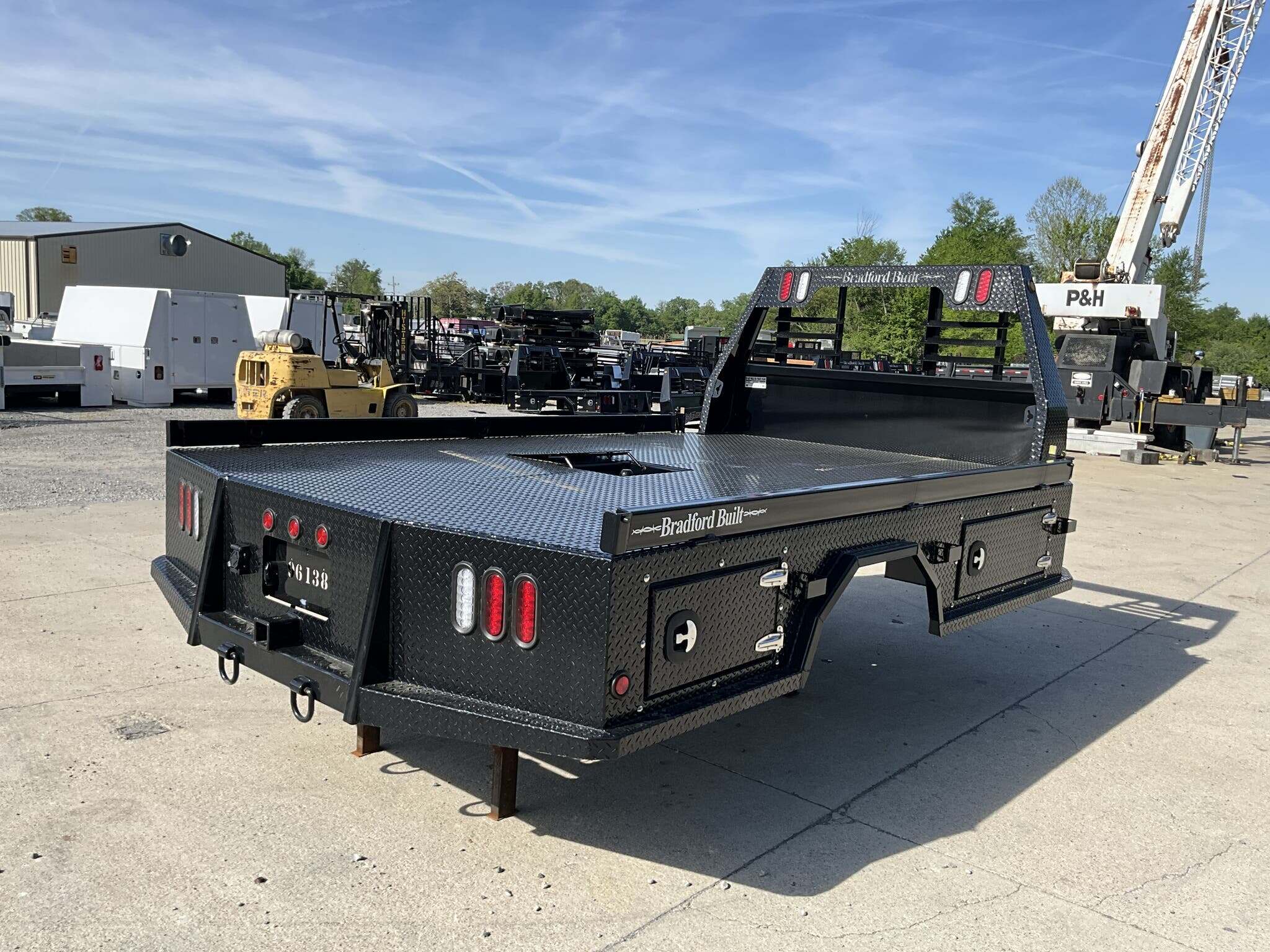 Bradford Built BB-REGULATOR-96-138-34 9.4 DUAL WHL CHASSIS in Mount Vernon, IL
