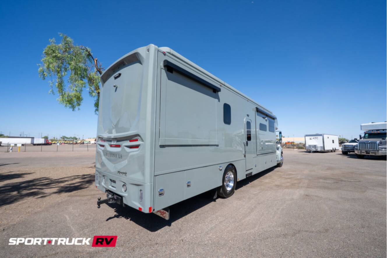 A photo of this 2026 Renegade Verona LE 40LTS