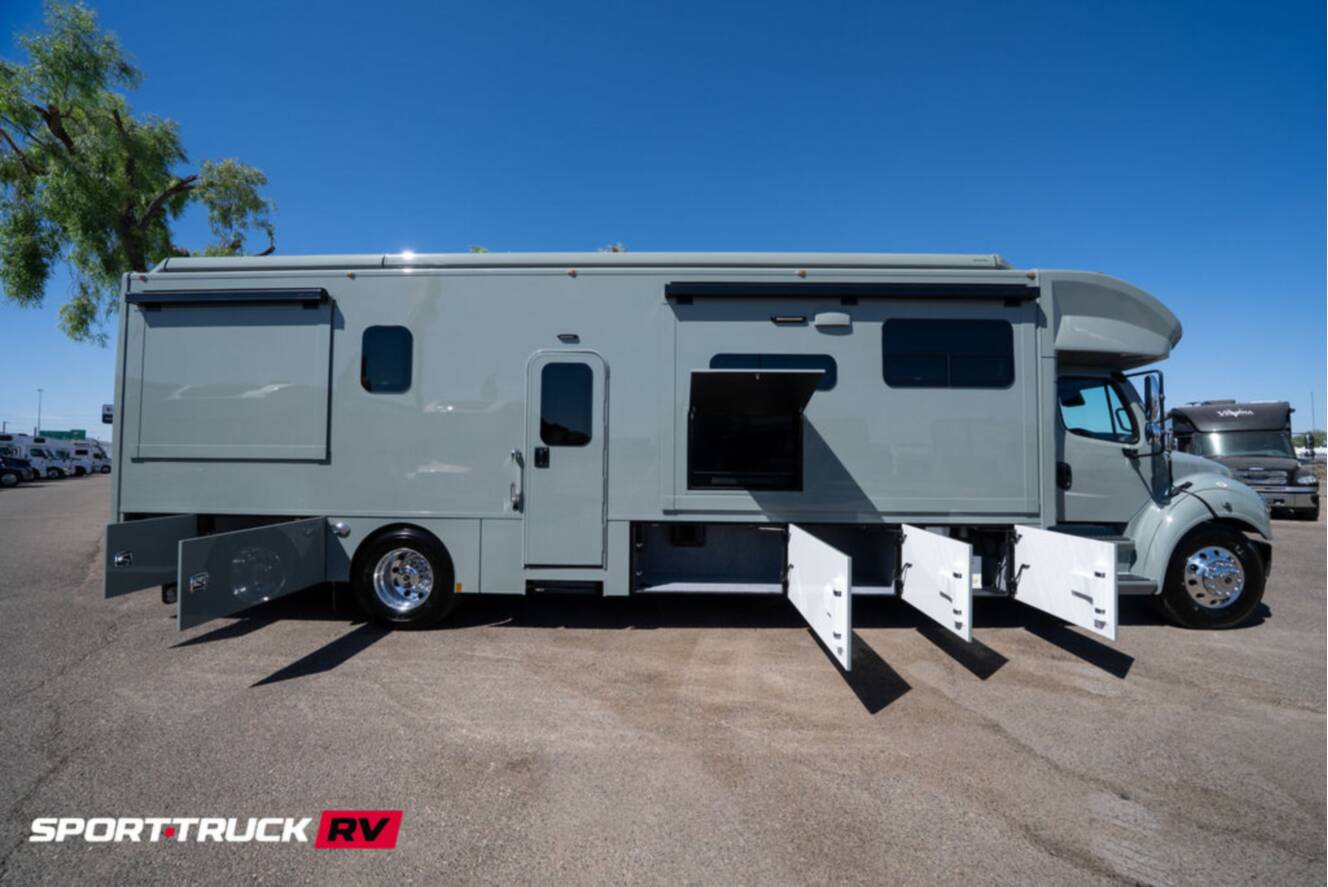 A photo of this 2026 Renegade Verona LE 40LTS