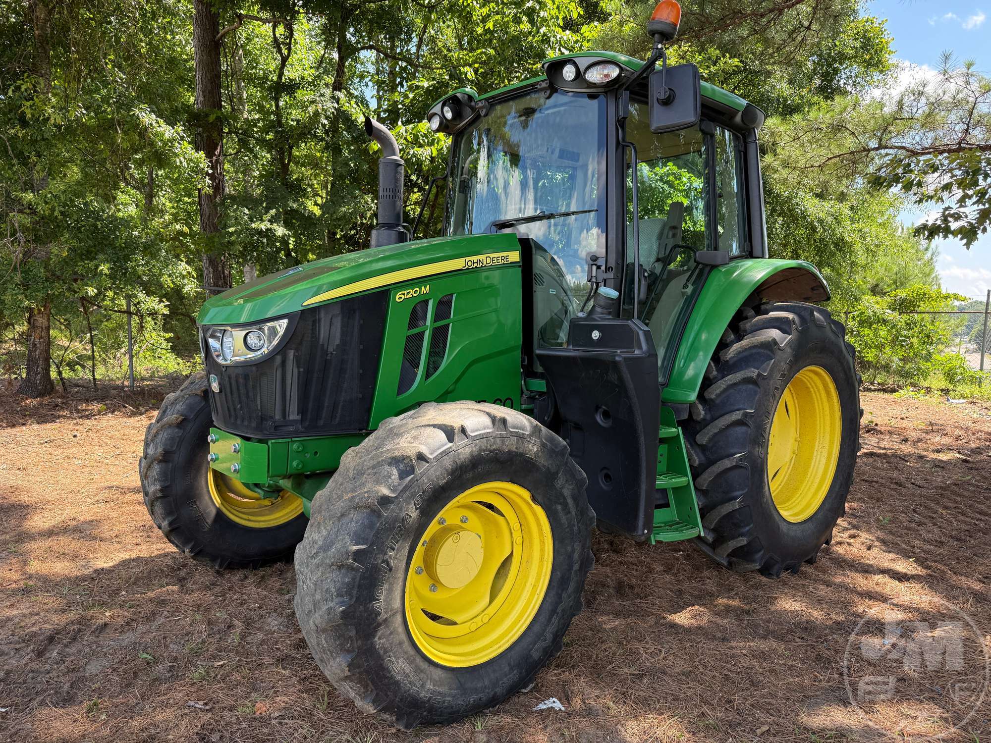 2020 JOHN DEERE 6120M in Online