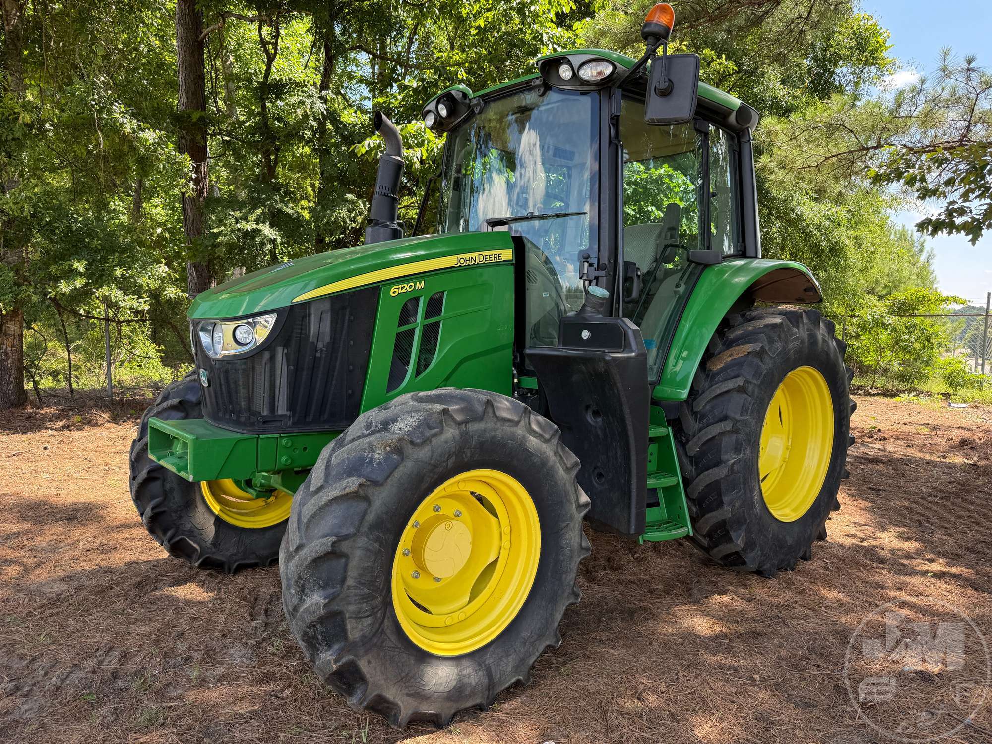 2020 JOHN DEERE 6120M in Online